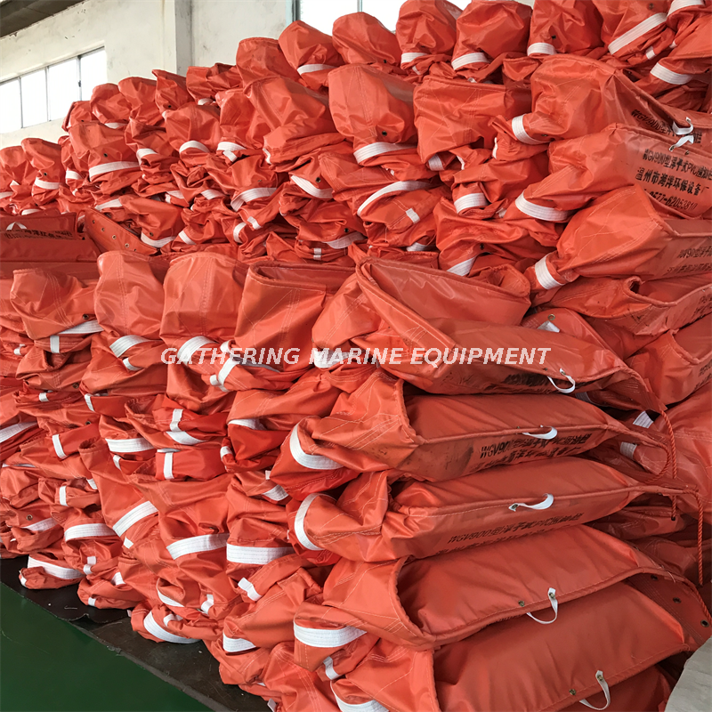 PVC Oil Spill Absorbent Boom Oil Containment Boom